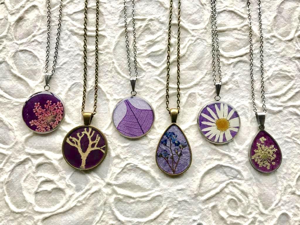 Real Pressed Flower Purple Pendants for all those purple lovers out there! Handmade by Pressed Wishes